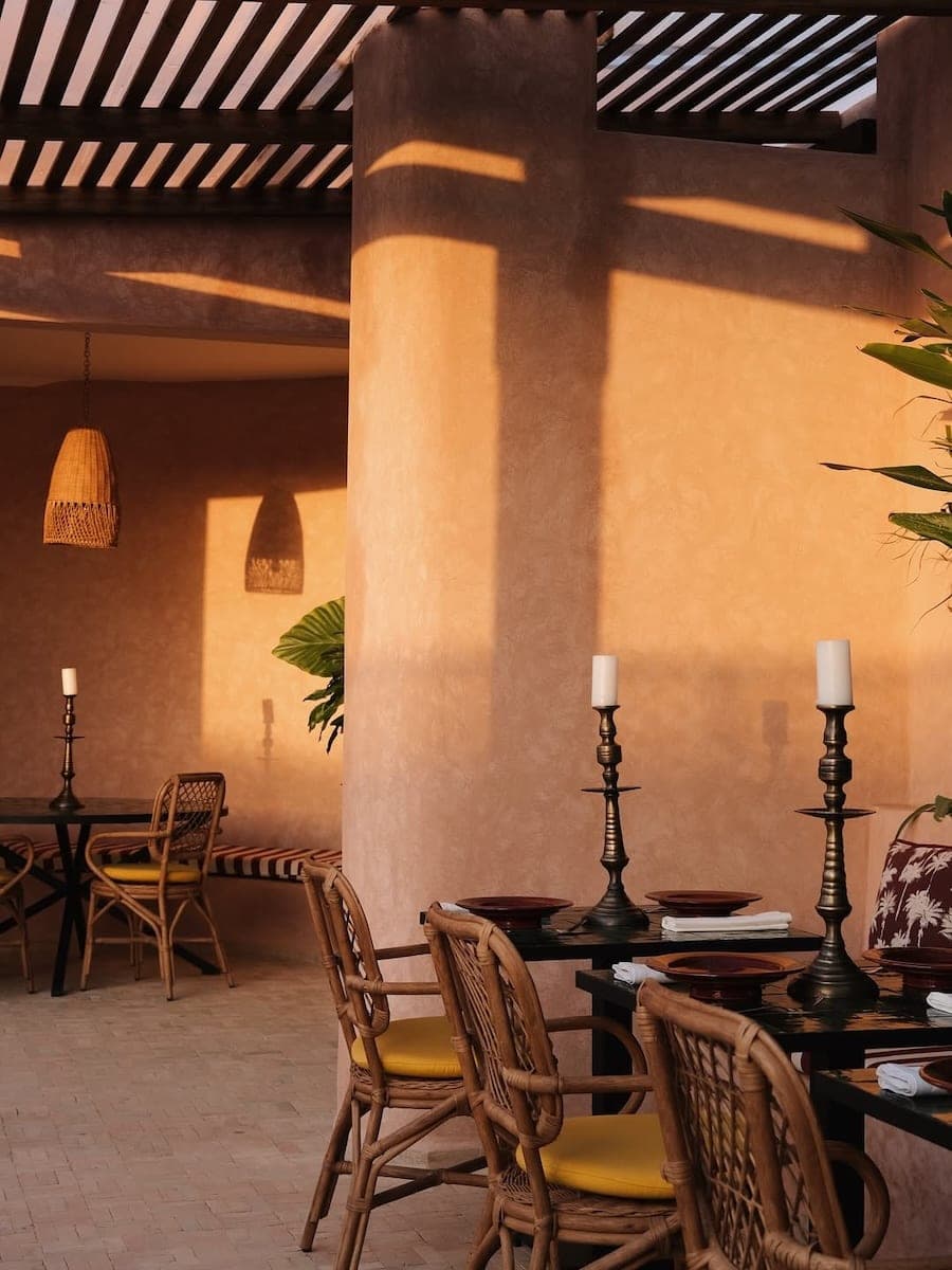 Justine - @Just_intravels