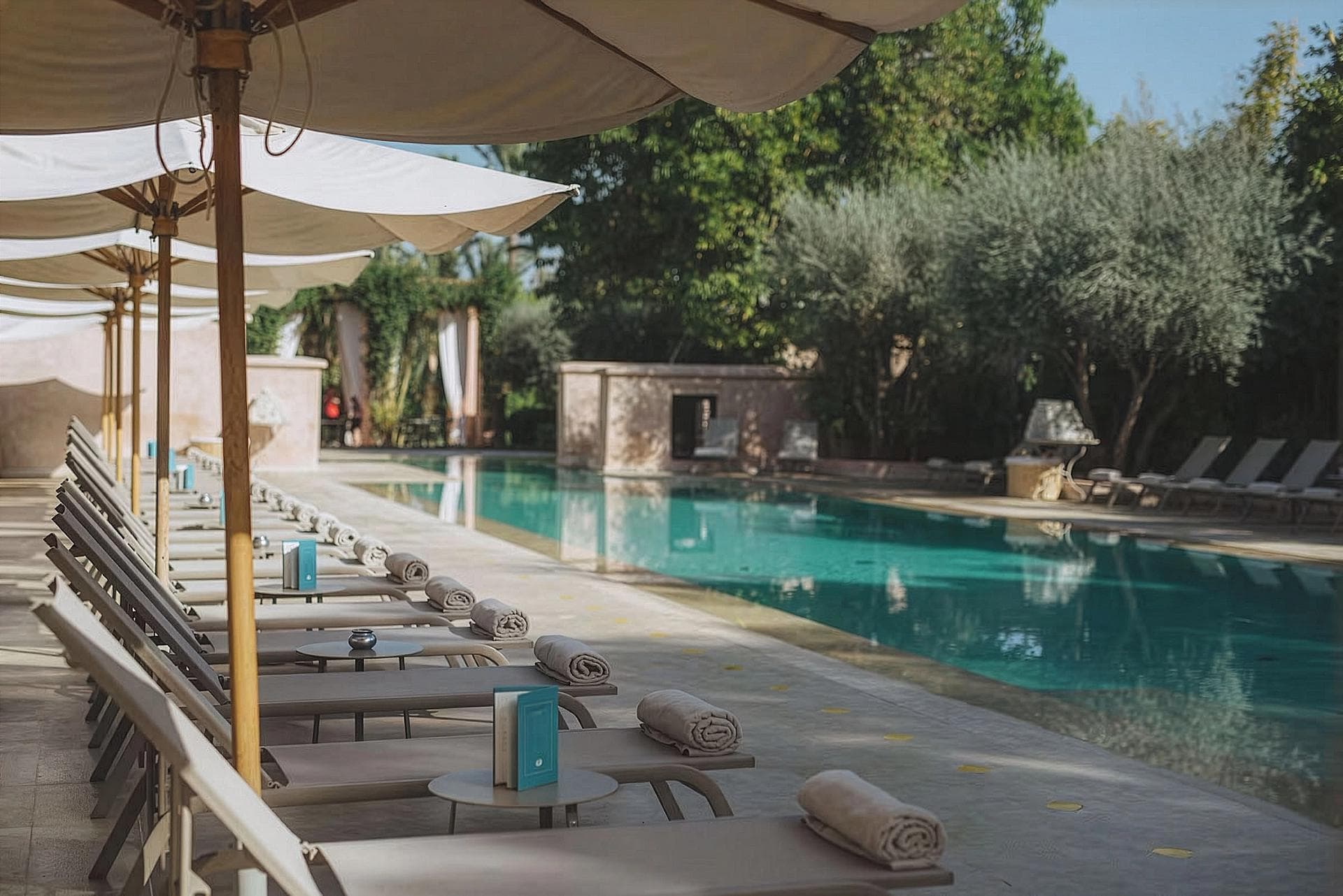 Les Deux Tours - Pool